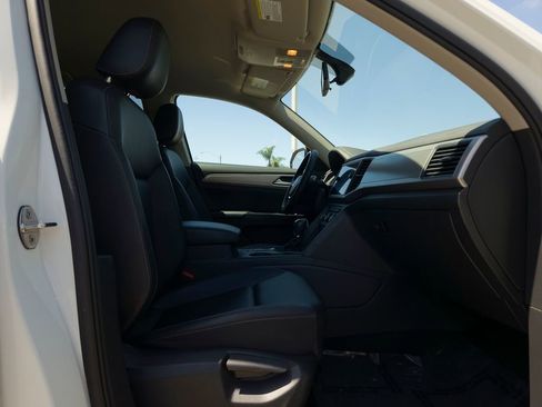 Used 2019 Volkswagen Atlas SE w/ Towing Package FWD image 21