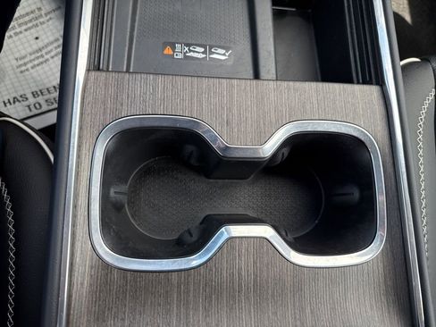 Used 2025 GMC Acadia Denali w/ LPO, Floor Liner Package AWD/4WD image 14