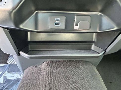 Used 2023 Ford F150 XLT AWD/4WD image 18