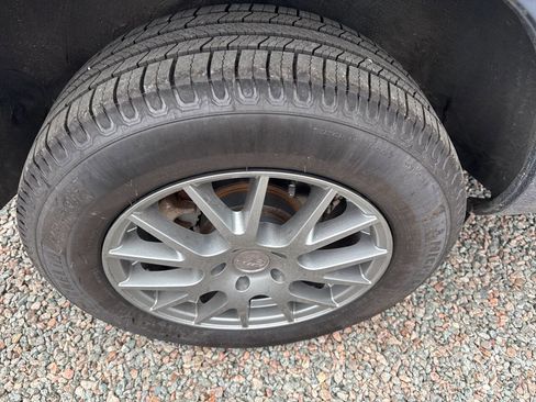 Used 2008 Toyota RAV4 Limited AWD/4WD image 11