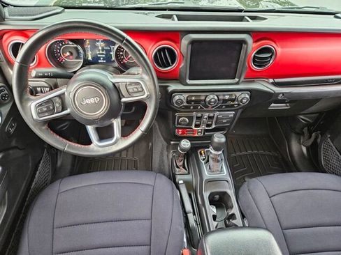 Used 2022 Jeep Gladiator Rubicon image 9