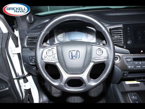 Used 2023 Honda Passport TrailSport image 32