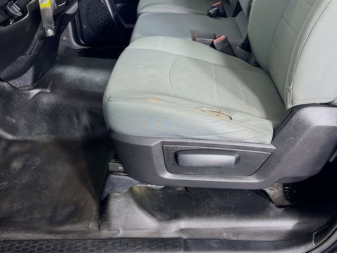 Used 2017 RAM 2500 Tradesman w/ Power & Remote Entry Group RWD image 18