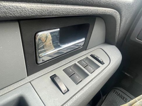 Used 2012 Ford F150 XLT w/ XLT Convenience Pkg image 12