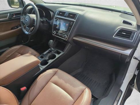 Used 2019 Subaru Outback 2.5i Touring AWD/4WD image 25