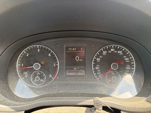 Used 2013 Volkswagen Passat TDI SE FWD image 40