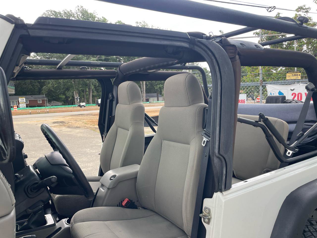 Used 2006 Jeep Wrangler Unlimited AWD/4WD image 17