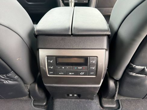 Certified 2023 Lexus GX 460 Premium AWD/4WD image 18