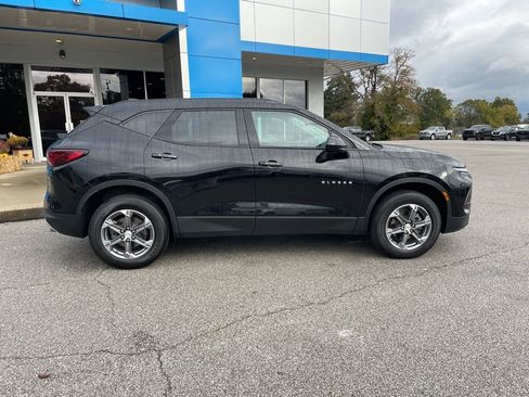 Used 2024 Chevrolet Blazer LT w/ Convenience Package image 52