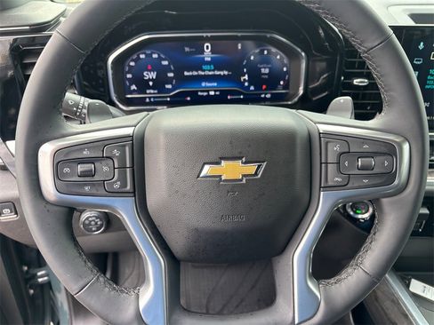Certified 2025 Chevrolet Silverado 1500 LTZ image 15