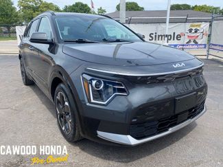 Used 2023 Kia Niro Wind FWD 360° Tour