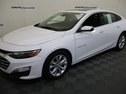 Used 2024 Chevrolet Malibu LT image 10