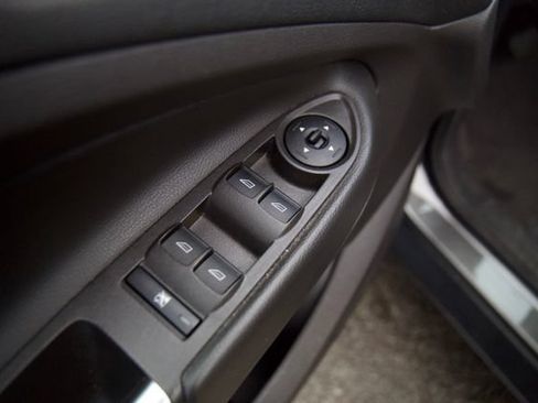 Used 2018 Ford Escape SE AWD/4WD image 13