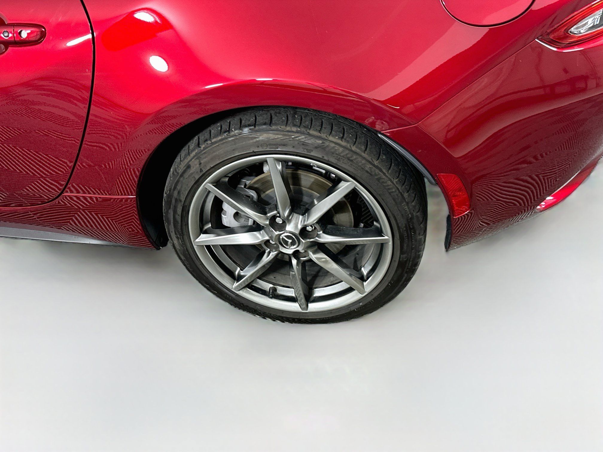 Used 2023 MAZDA MX-5 Miata Grand Touring w/ Weather Package RWD image 11