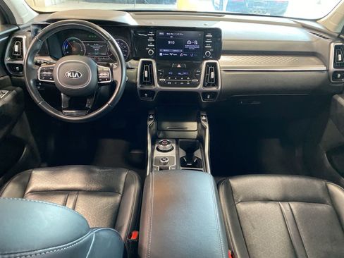 Used 2021 Kia Sorento EX image 15