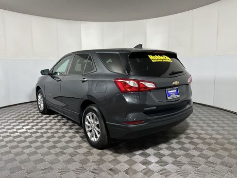 Used 2021 Chevrolet Equinox LS AWD/4WD image 6