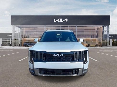New 2027 Kia Telluride S FWD image 3