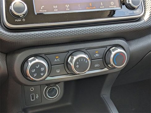 New 2025 Nissan Kicks Play S image 20