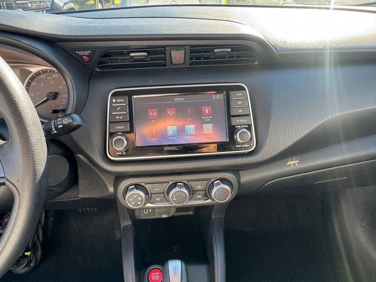 Used 2024 Nissan Kicks S FWD image 11
