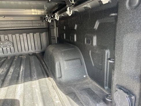 Used 2019 Chevrolet Silverado 1500 High Country w/ Technology Package image 67