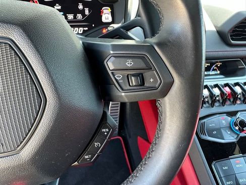 Used 2016 Lamborghini Huracan LP 610-4 AWD/4WD image 19