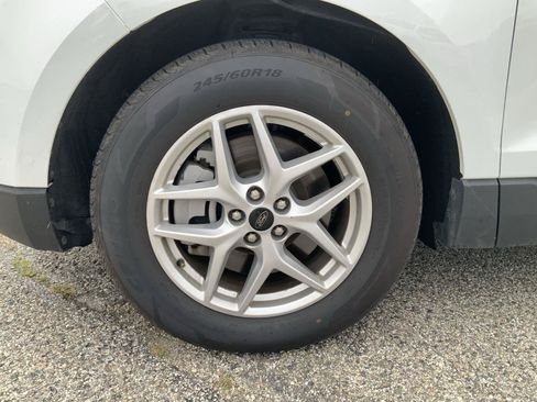 Used 2024 Ford Edge SEL AWD/4WD image 19