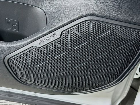 Used 2024 Toyota RAV4 XLE Premium image 19