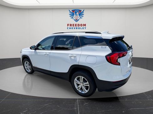 Used 2020 GMC Terrain SLE w/ Driver Convenience Package AWD/4WD image 4