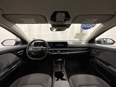 Used 2025 Kia K4 EX FWD image 16