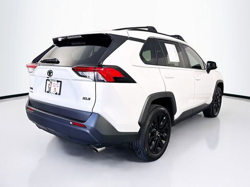 Used 2025 Toyota RAV4 XLE Premium image 10