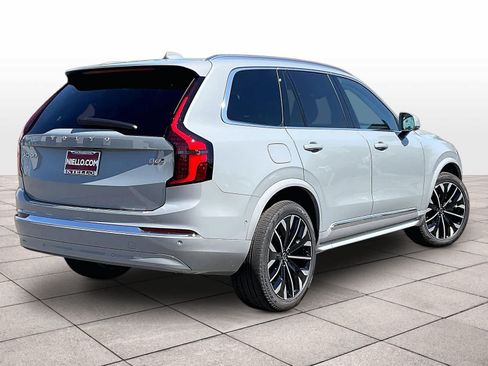 New 2026 Volvo XC90 B6 Plus w/ Protection Package Premier AWD/4WD image 4