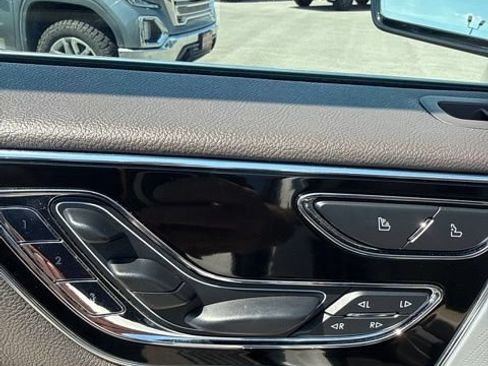 Used 2023 Lincoln Navigator Reserve AWD/4WD image 13