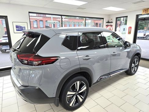 Used 2023 Nissan Rogue SL w/ SL Premium Package AWD/4WD image 12
