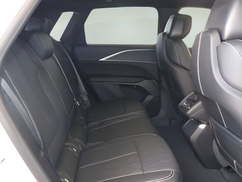 New 2026 Cadillac Lyriq Sport w/ LPO, ONYX Package AWD/4WD image 17