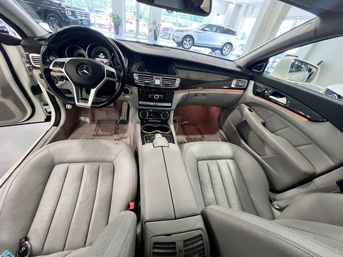 Used 2014 Mercedes-Benz CLS 550 w/ Premium 1 Package image 13