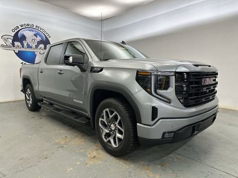 Used 2026 GMC Sierra 1500 Elevation w/ Elevation Premium Package AWD/4WD image 11