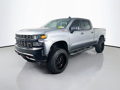 Used 2021 Chevrolet Silverado 1500 Custom Trail Boss w/ LPO, Dark Essentials Package image 3