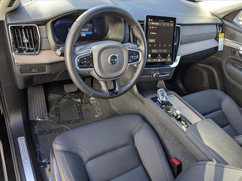 New 2026 Volvo XC90 B6 Plus w/ Protection Package image 3