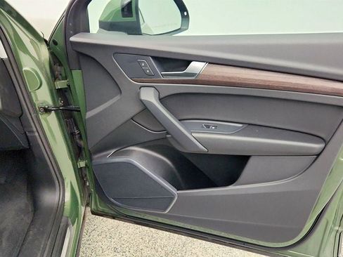 Used 2024 Audi Q5 2.0T Premium w/ Convenience Package image 26