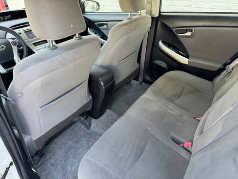 Used 2014 Toyota Prius Three FWD image 17
