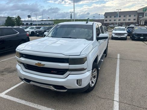 Used 2017 Chevrolet Silverado 1500 LT w/ All Star Edition AWD/4WD image 2