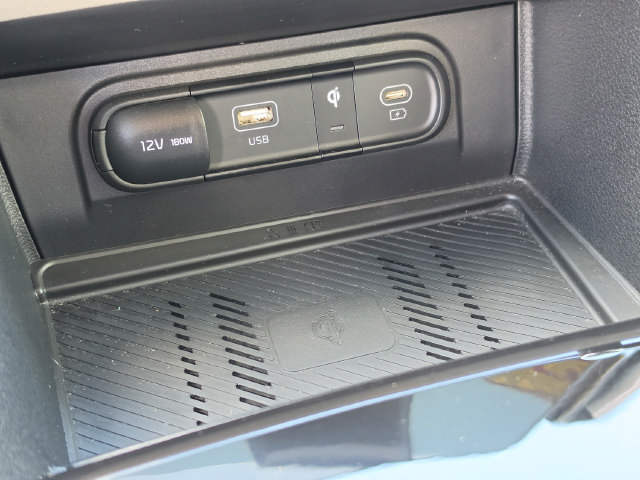 Used 2023 Kia Sportage EX FWD image 33