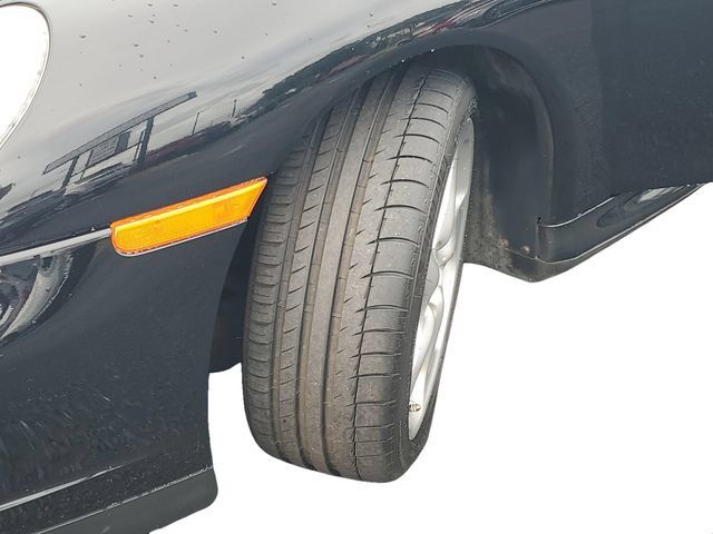 Used 2004 Porsche 911 Carrera 4S AWD/4WD image 32