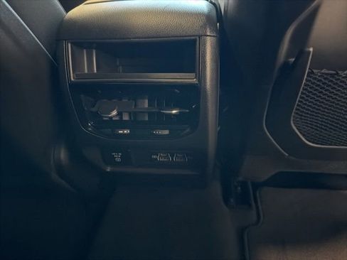 Used 2023 Jeep Grand Cherokee Altitude image 40