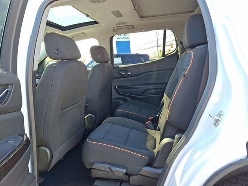 Used 2021 GMC Acadia AT4 w/ Trailering Package AWD/4WD image 10