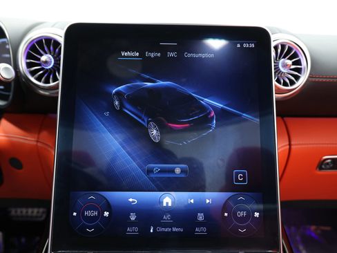 Used 2023 Mercedes-Benz SL 43 AMG image 38