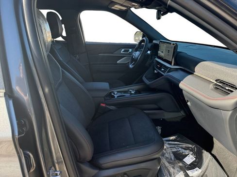 New 2026 Ford Explorer ST w/ Sun And Sound Package image 18