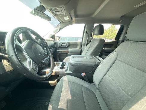 Used 2021 Chevrolet Silverado 1500 LT Trail Boss w/ Convenience Package II AWD/4WD image 18