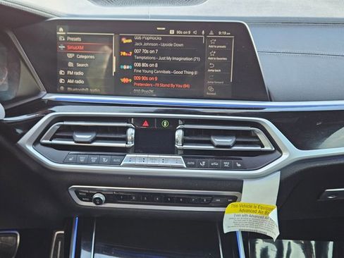 Used 2022 BMW X7 xDrive40i w/ M Sport Package image 13