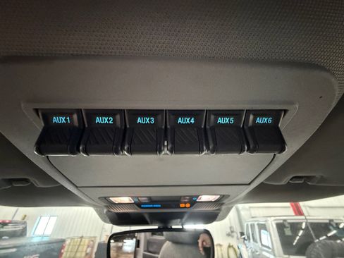 Used 2023 Ford F250 XLT w/ FX4 Off-Road Package image 21